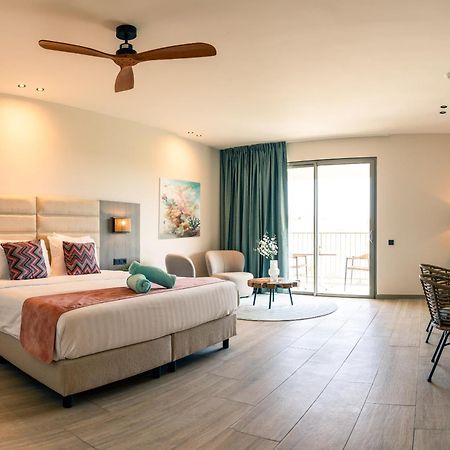 Dolphin Suites & Wellness Curacao วิลเลมสตัด ภายนอก รูปภาพ