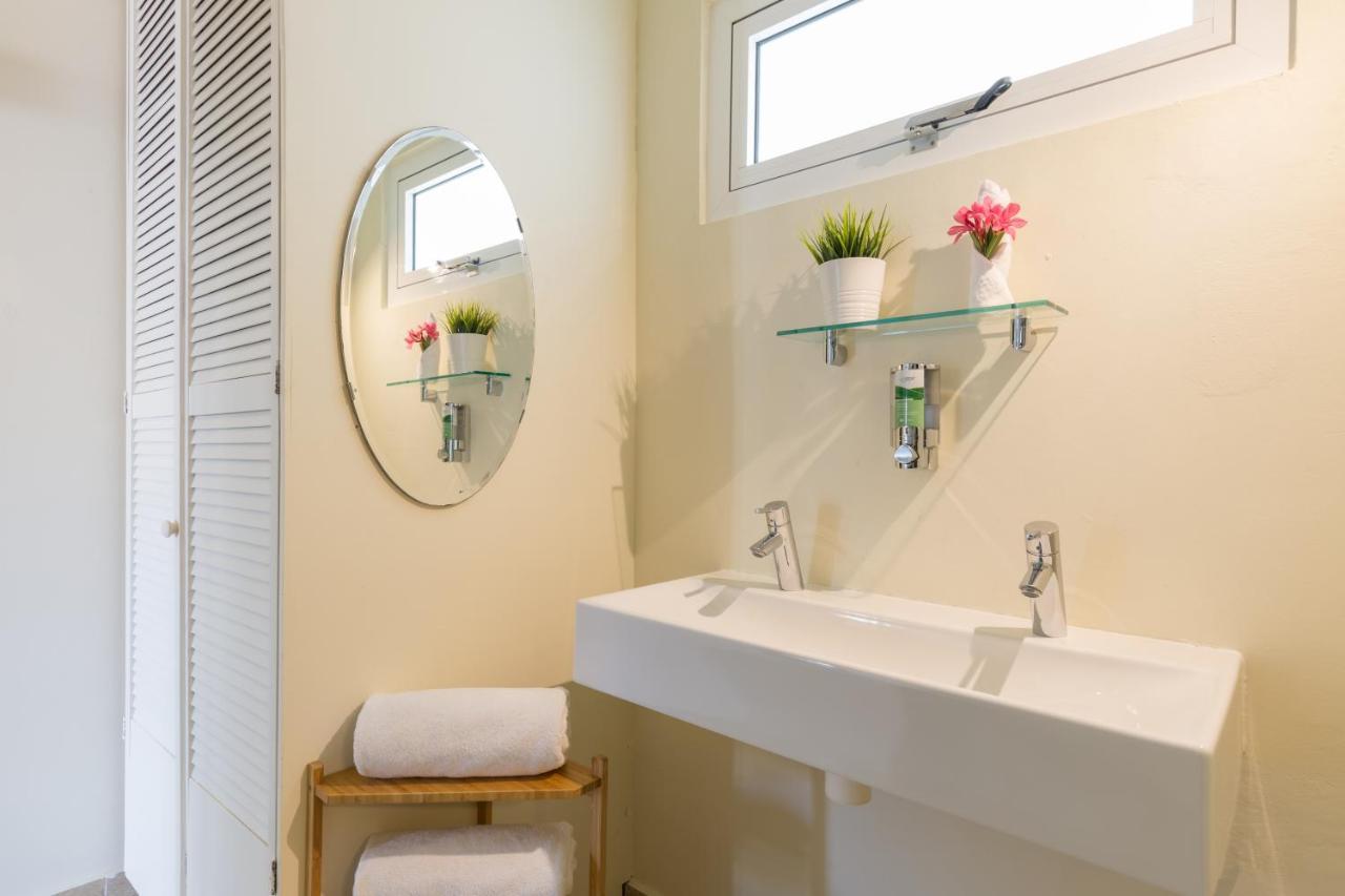 Dolphin Suites & Wellness Curacao วิลเลมสตัด ภายนอก รูปภาพ
