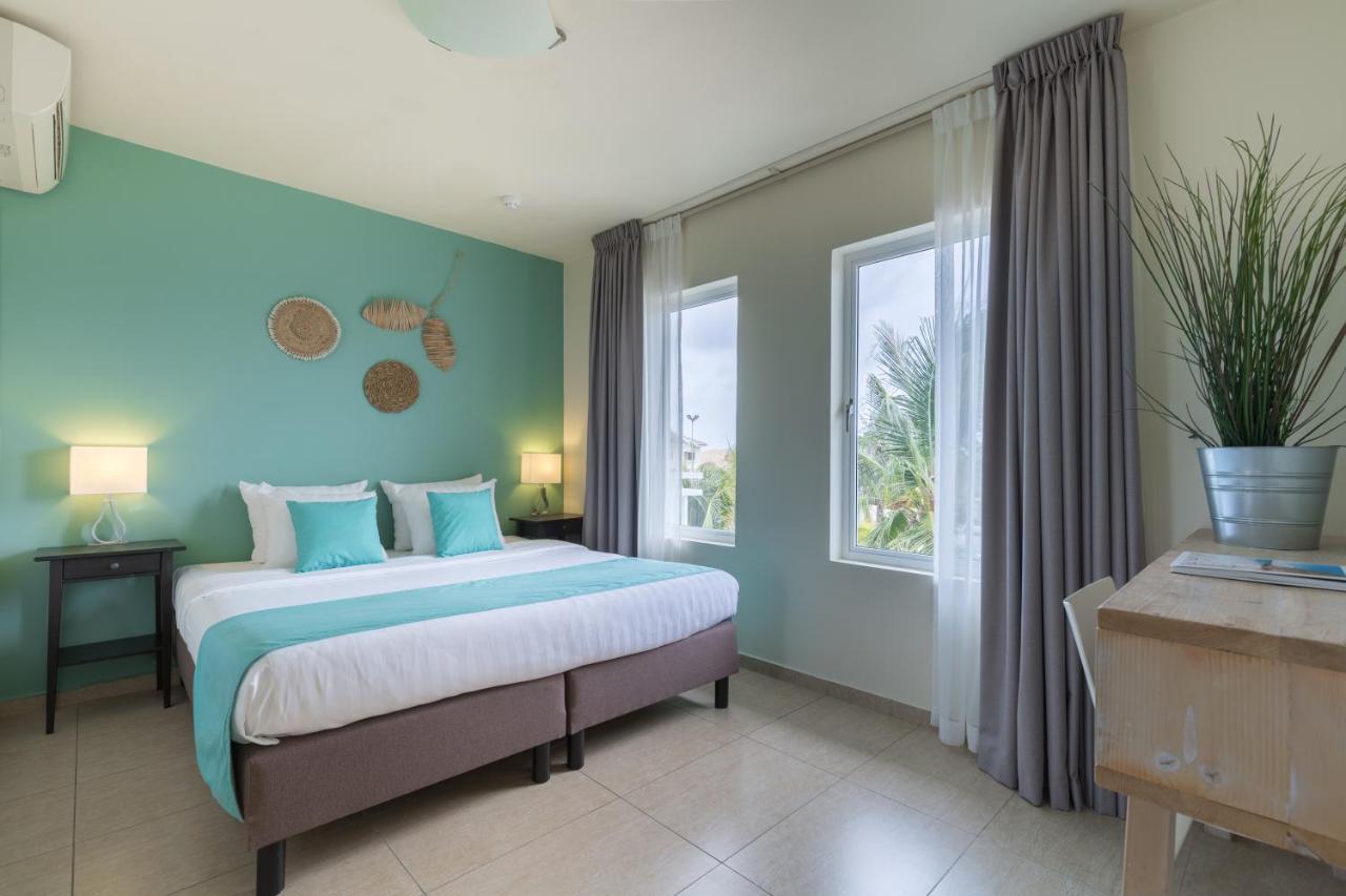 Dolphin Suites & Wellness Curacao วิลเลมสตัด ภายนอก รูปภาพ