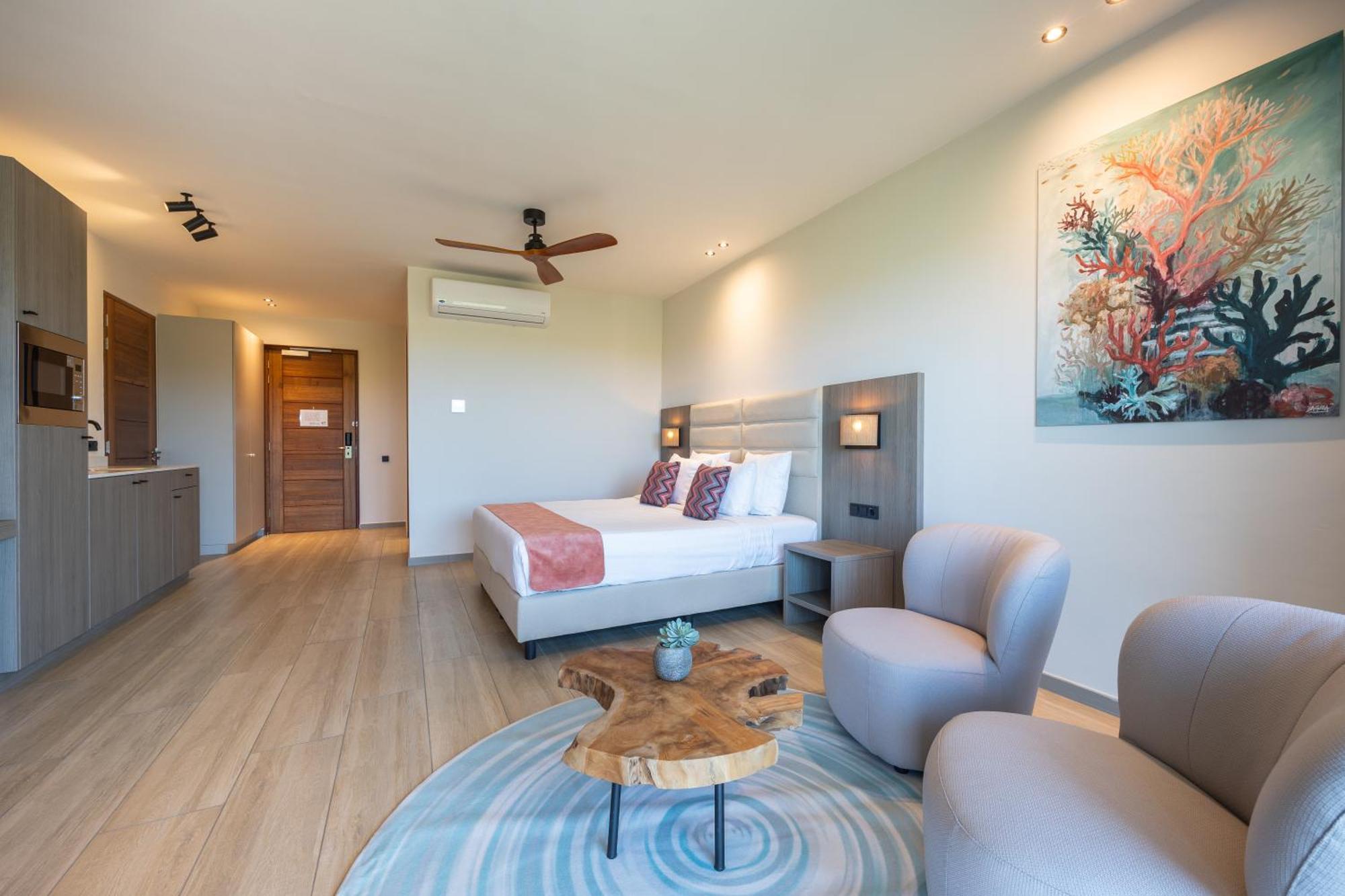 Dolphin Suites & Wellness Curacao วิลเลมสตัด ภายนอก รูปภาพ